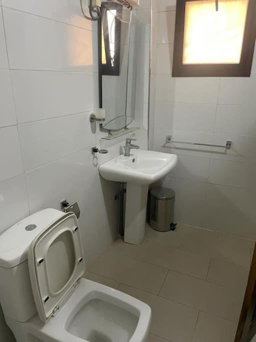 Appartement A Residence Mamouja Dakar Exterior photo